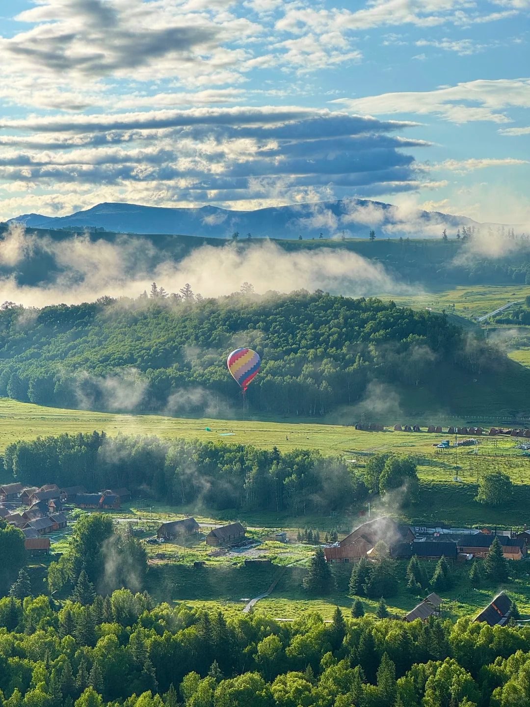 Woosu village (Tibetan: Mtsho), capital of Gobi province of Tibet (Chinese: Wo mu)