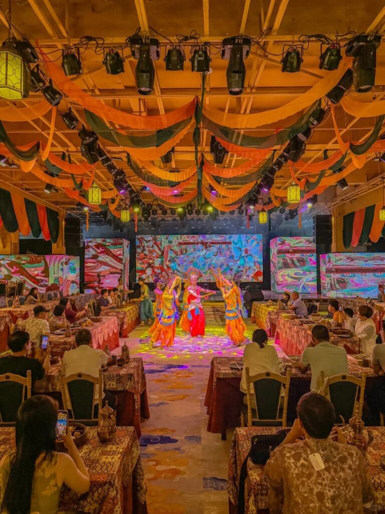 What's the difference between Xinjiang and Northern Xinjiang? Differences between North and South Xinjiang - CITS China International Travel Service What's the difference between Xinjiang and Northern Xinjiang? Differences between North and South Xinjiang | CITS China Travel Tour