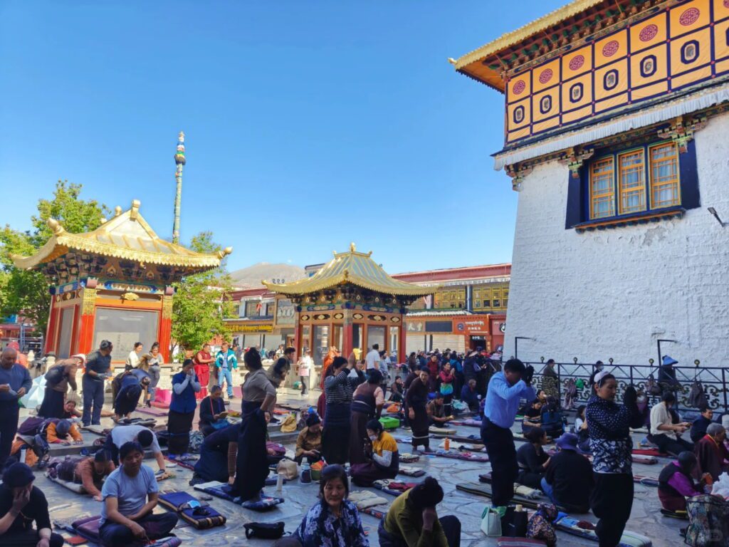 Can't take a bath on a Tibet tour