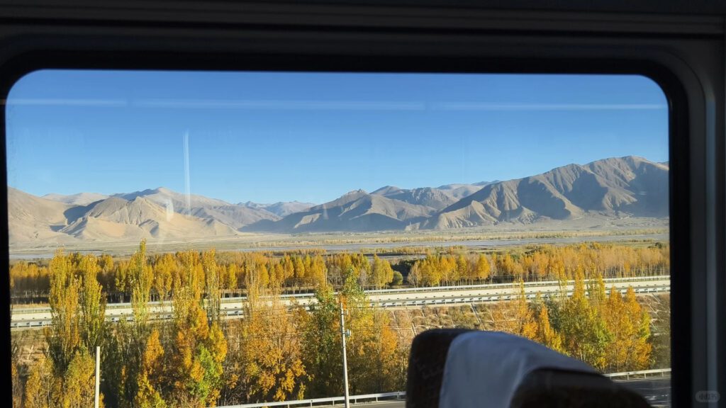 西藏十大景點推薦－拉日鐵路