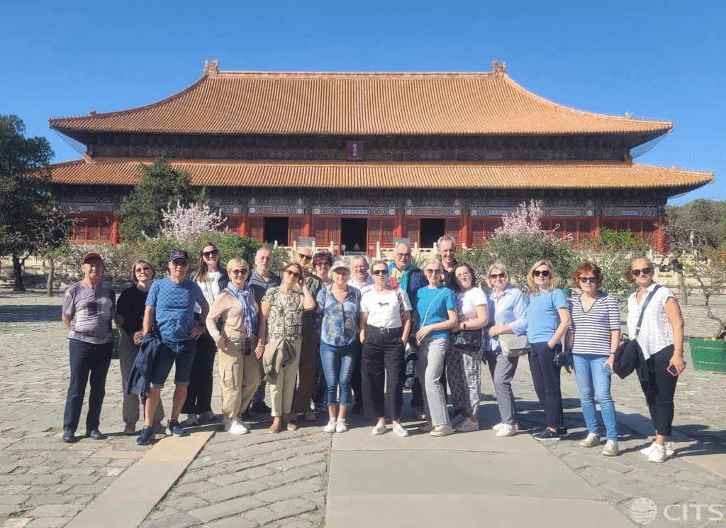 美國人去西藏旅遊|2026 最新規定 + CITS 組合式進藏全攻略 - CITS China International Travel Service 美國護照玩北京也很方便