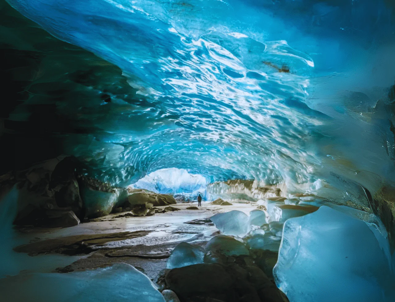 tibet-laigu-yalong-blue-ice-midu