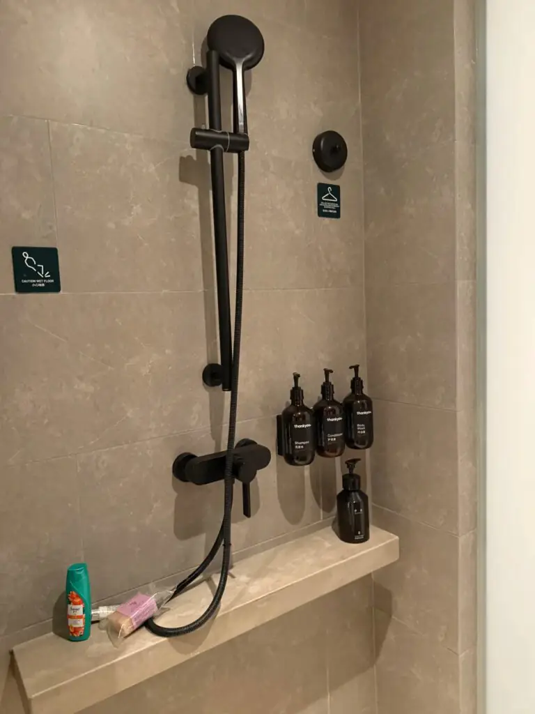 Why can't I take a shower when traveling to Tibet? - CITS China International Travel Service Can I take a shower while traveling in Tibet?