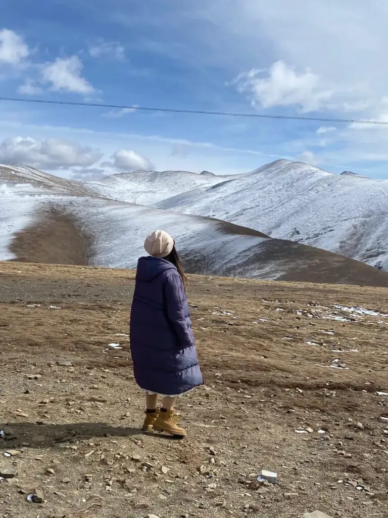 Tibet Travel Tips: From the Best Months to Preventing Plateau Sickness - CITS China International Travel Service The most important thing to keep in mind when traveling in Tibet is the clothing.