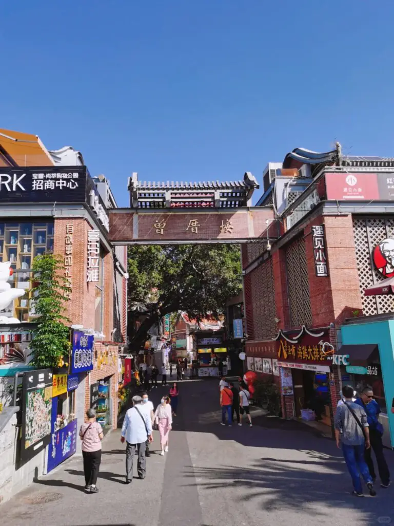 廈門旅遊攻略 2026|10大景點+行程規劃懶人包 - CITS China International Travel Service 曾厝垵文創村|文青與美食的聚集地